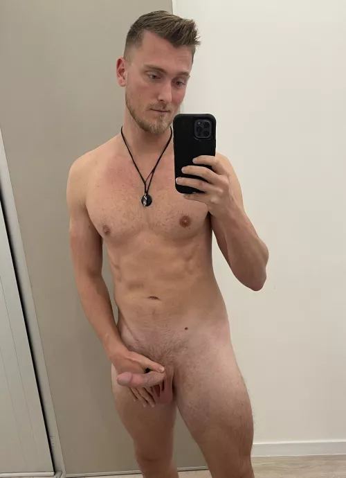 Looking into becoming a personal trainer, who wants to be my first client?