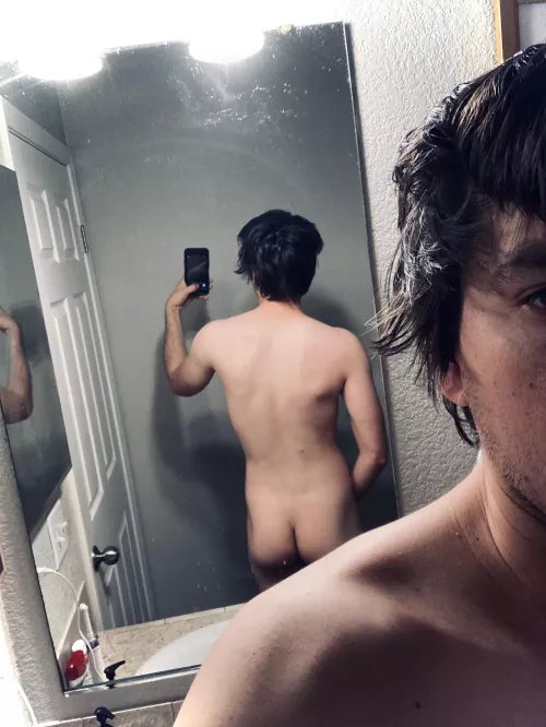 M. 19 Rate me please 🙏