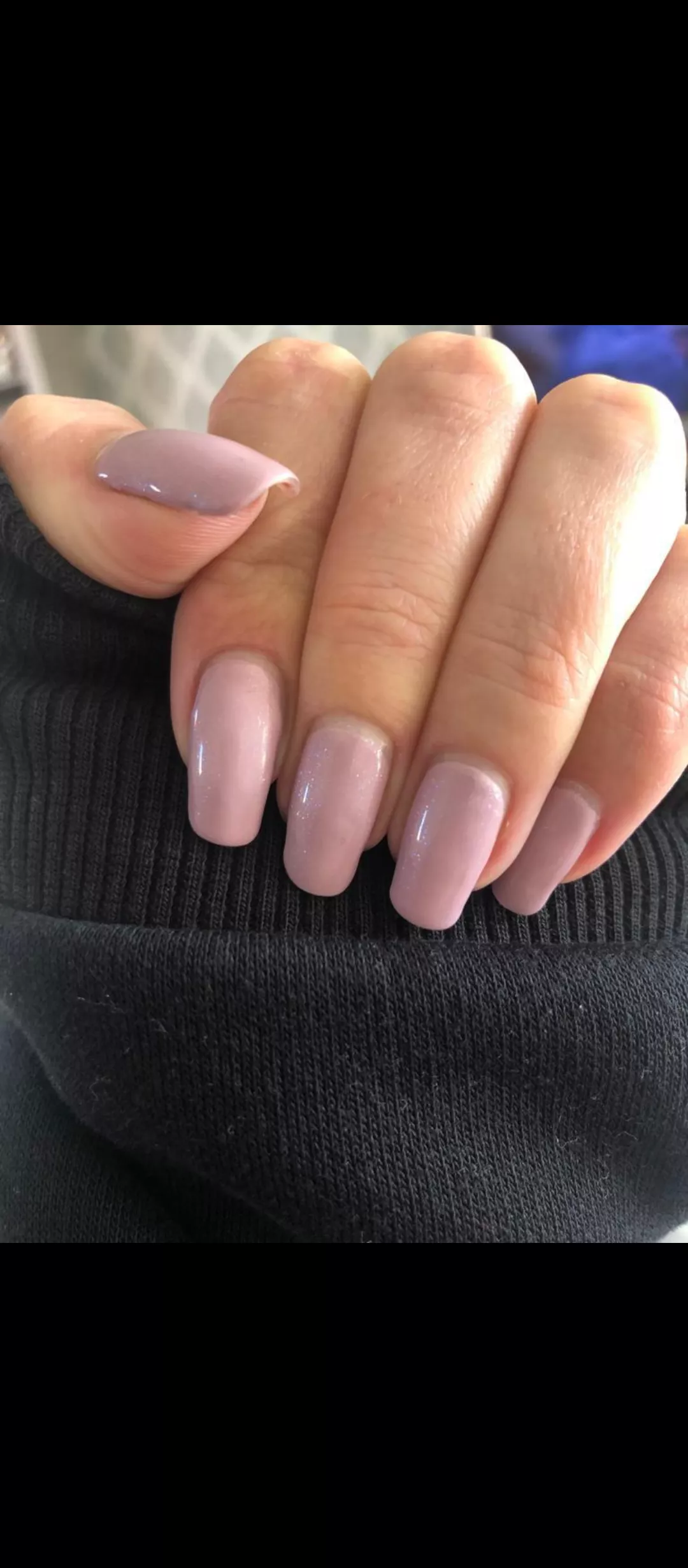 [M4A] anyone wanna dirty chat about my mom's nails??