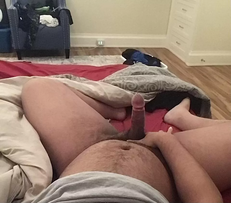 Message me my balls are full of cum