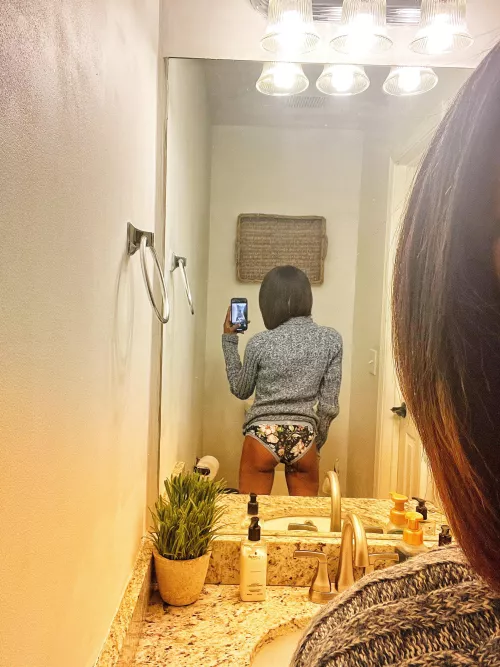 [Mrs] do I have to wear pants today? 😞