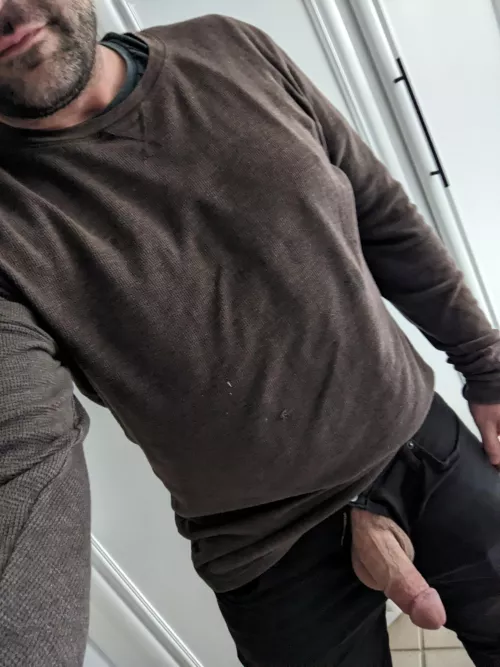 My beard is kinda light but my dick is so heavy