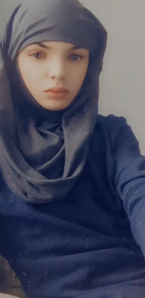 my master has tasked me to find him wives for his Arab harem Dm to apply