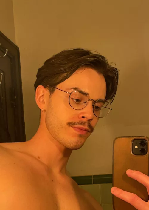 New glasses mis hermanitos.