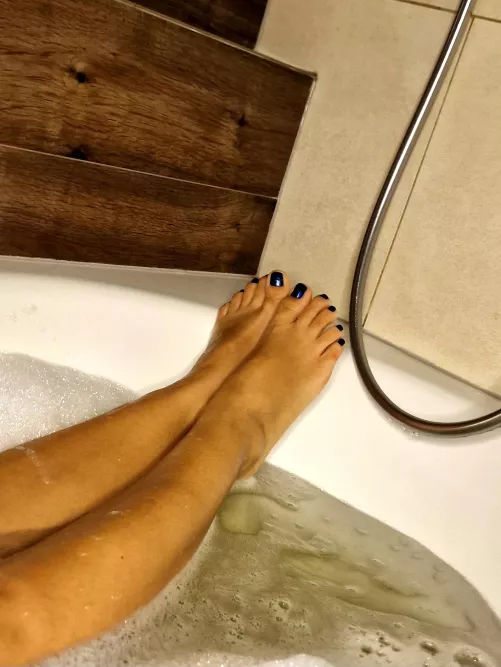 Nice pedicure!!