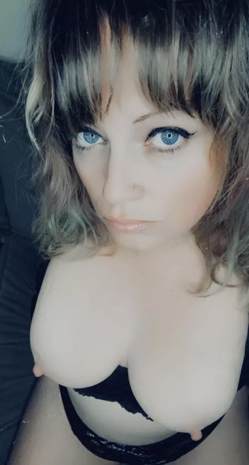 Rise and grind, happy hump day (f)