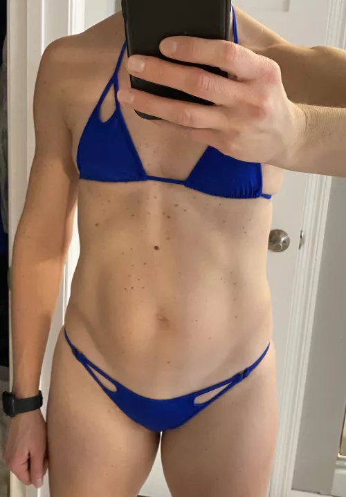 Selfie of my new swimsuit! What do you think? Starting to get some abs back!