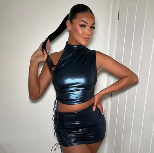 Sexy and shiny Darcie