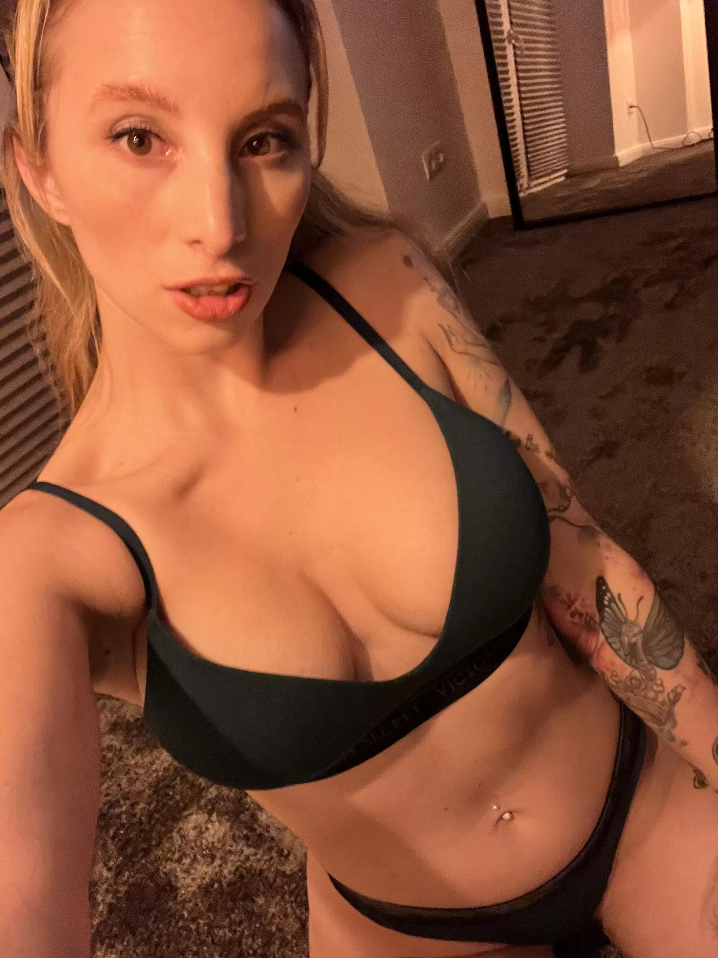 Since it is cold, i need to wear my black bikini indoors :/