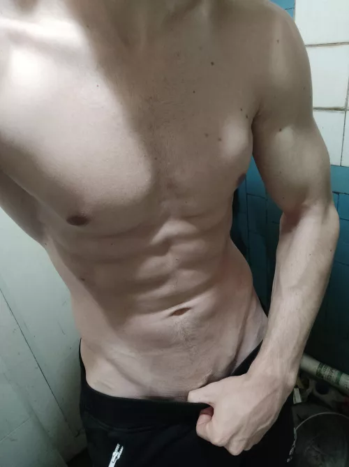 Take off my clothes and start suck