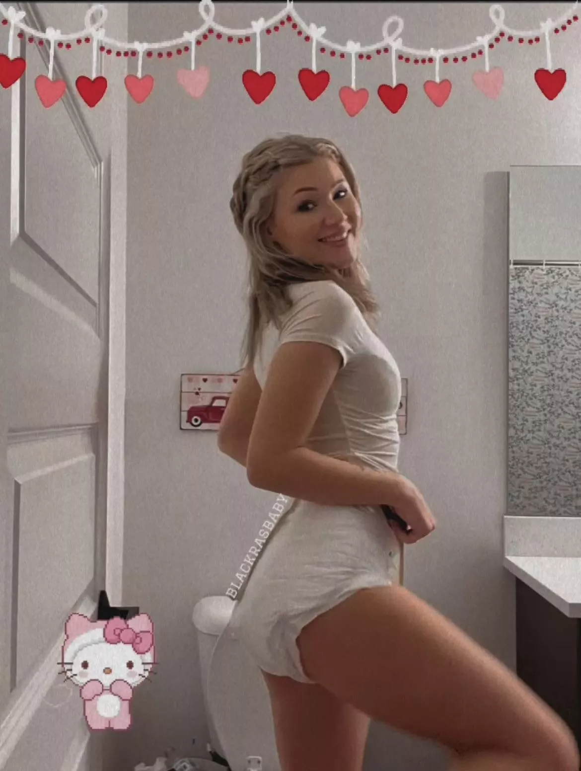 think pink? More like thinking yellow💛