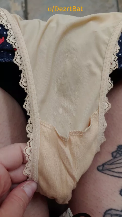 This shows a little on the outside too 😏