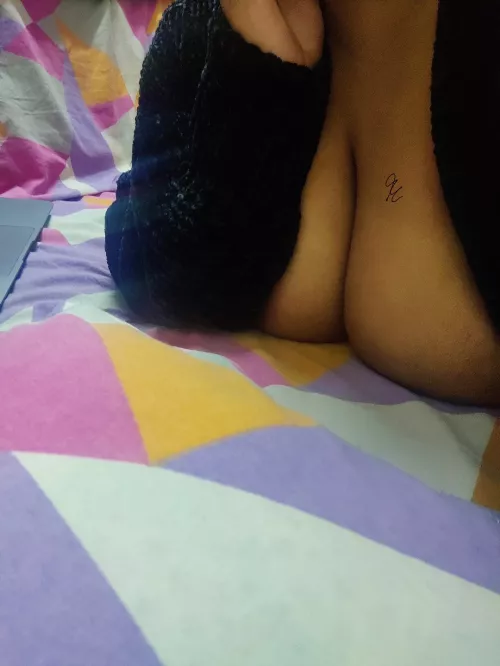 touching my tits and working (f)