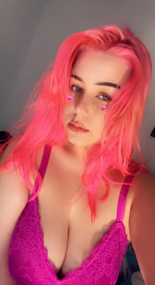 Try to keep eye contact. I dare you ;)