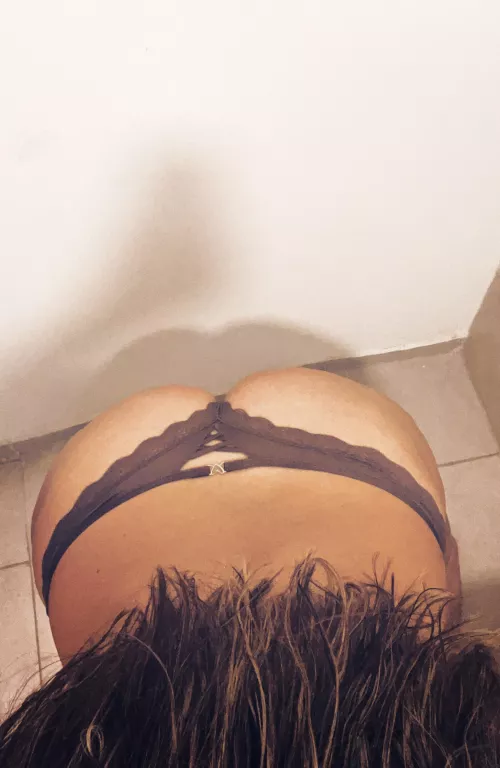 Waiting for a job 🥵💦