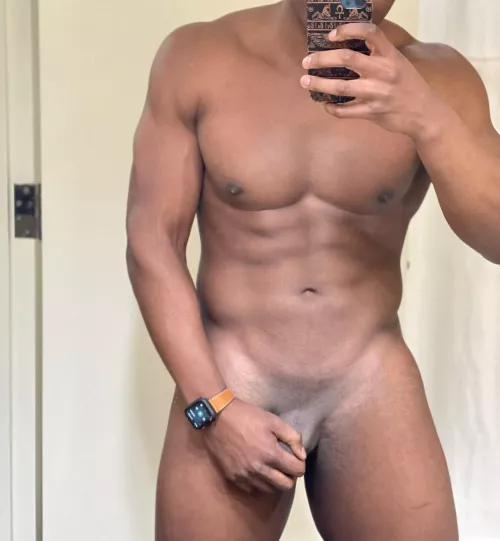 When it comes to body types, what interest you the (m)ost ?