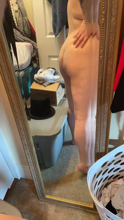 Who likes my wife's ass