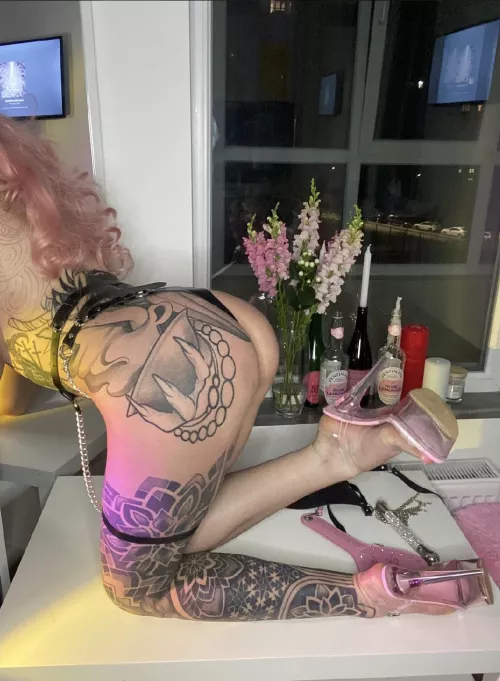 Would you spank?💋