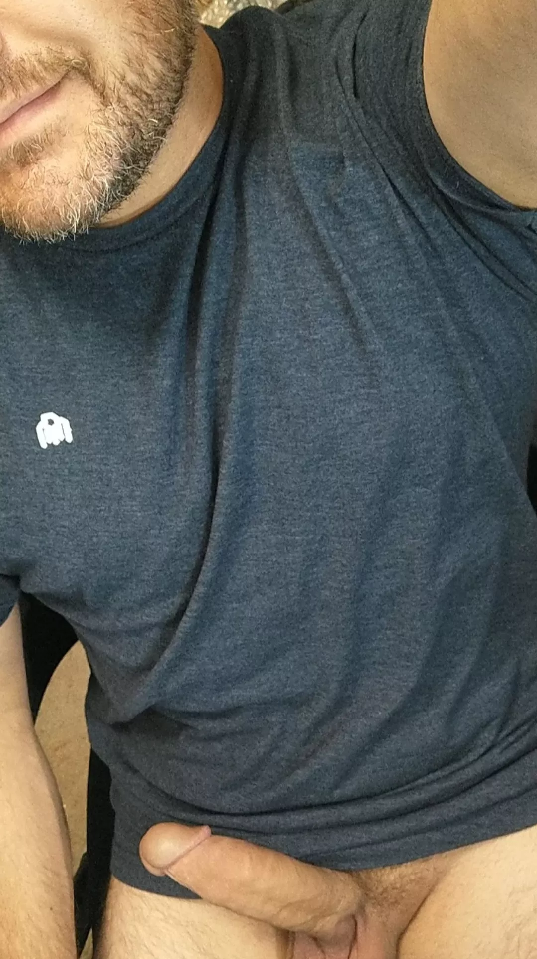 (37) below the work desk is always so drafty... 🤷‍♂️