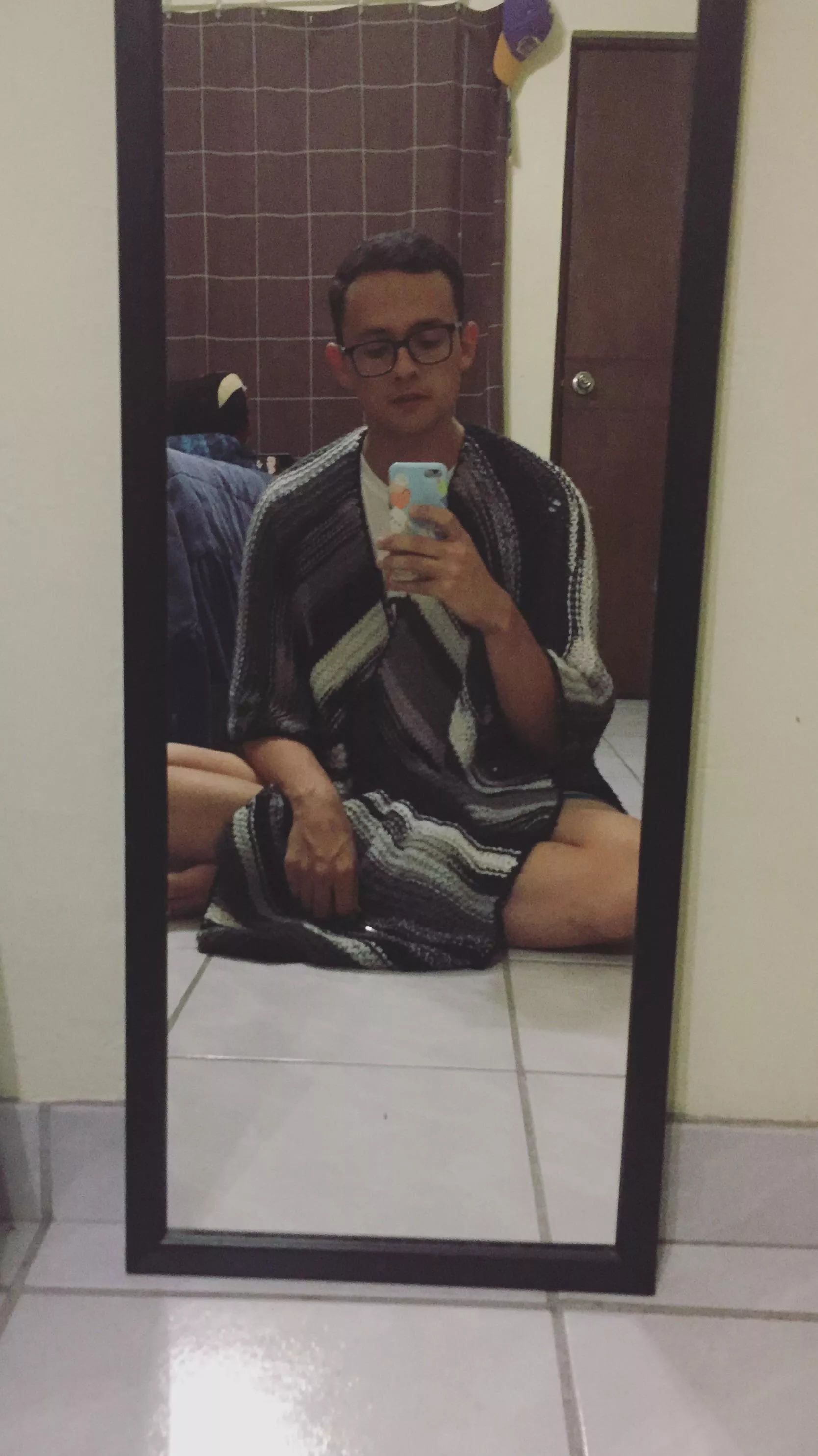 About to workout! Wish me luck.