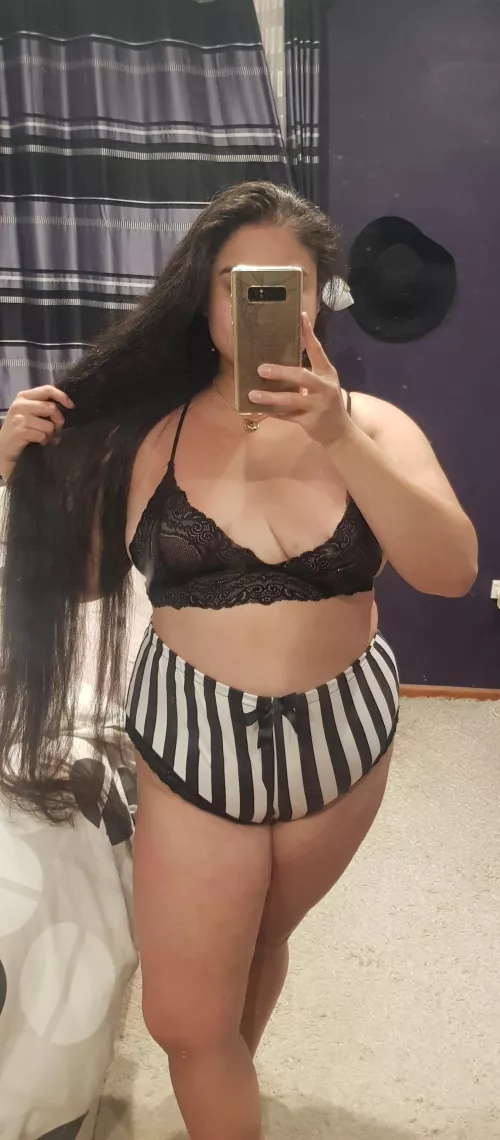 Baby I wonder, would you just...