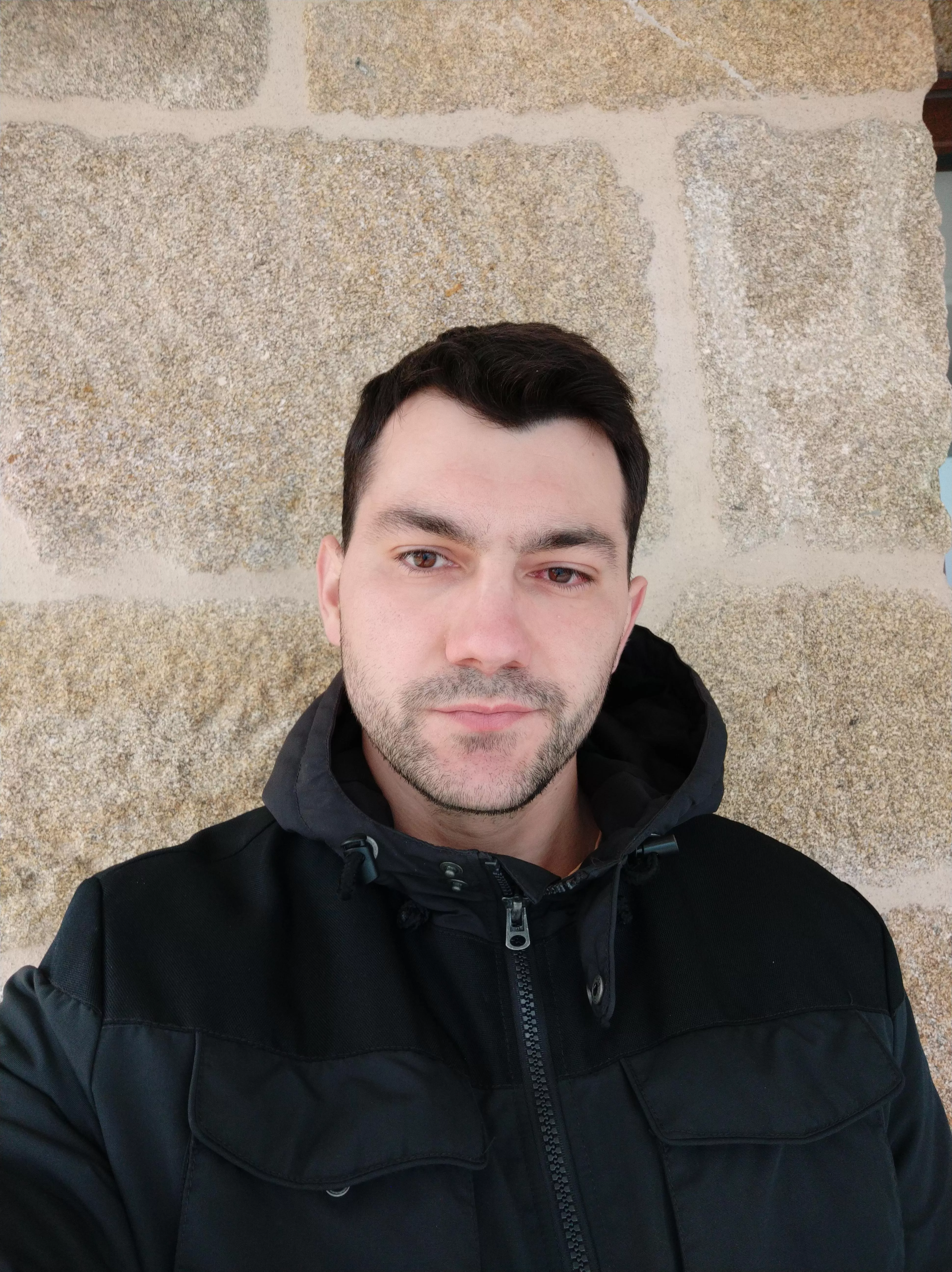 Bad weather, pink eye, but good attitude 😬