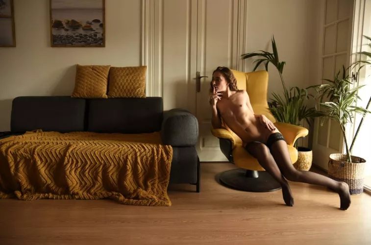 bunny girl in thigh highs🤍 I look yummy !