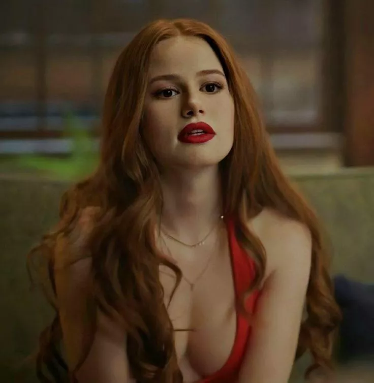 Cheryl Blossom (Madelaine Petsch)