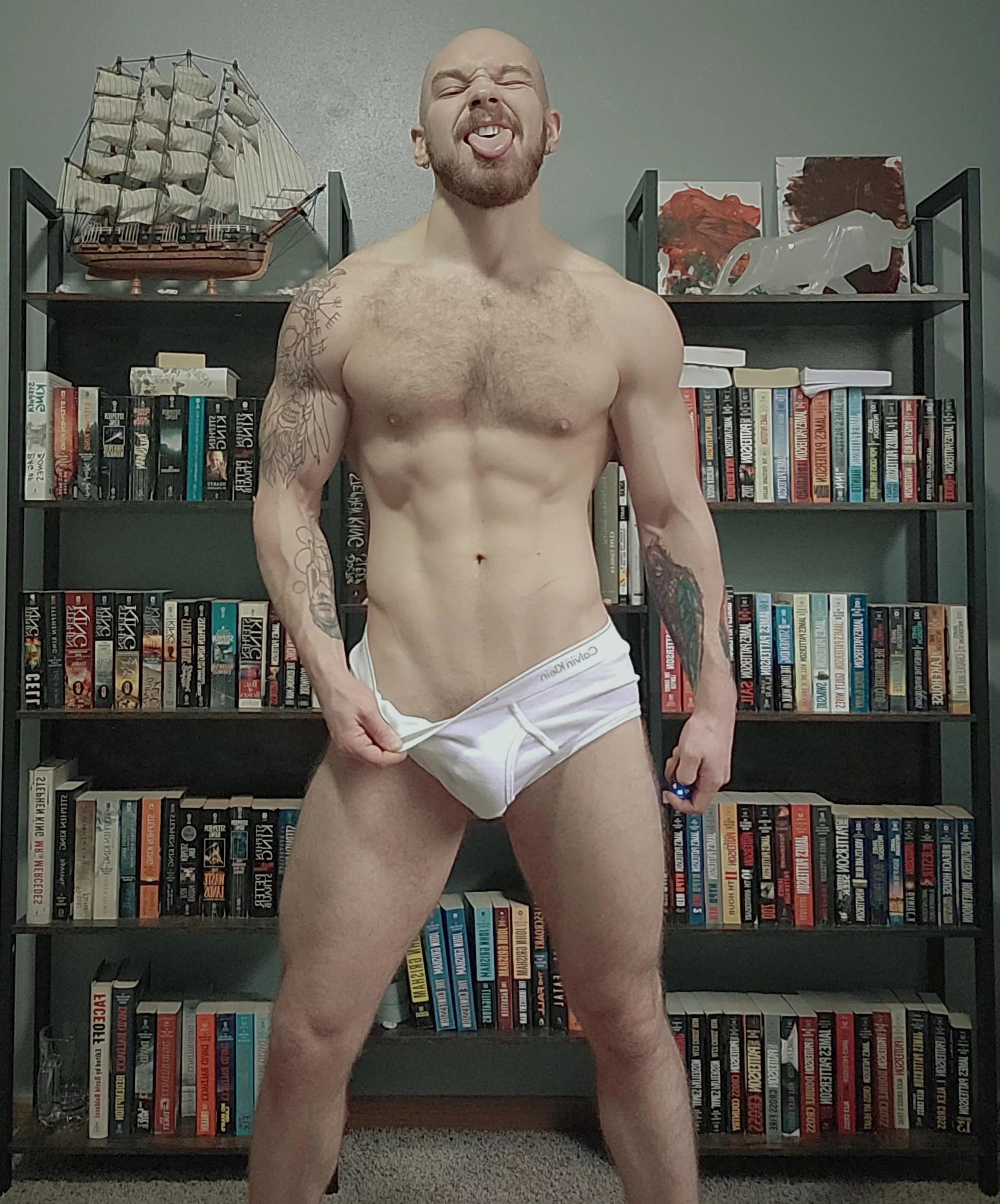 Come and get it 😏(26)