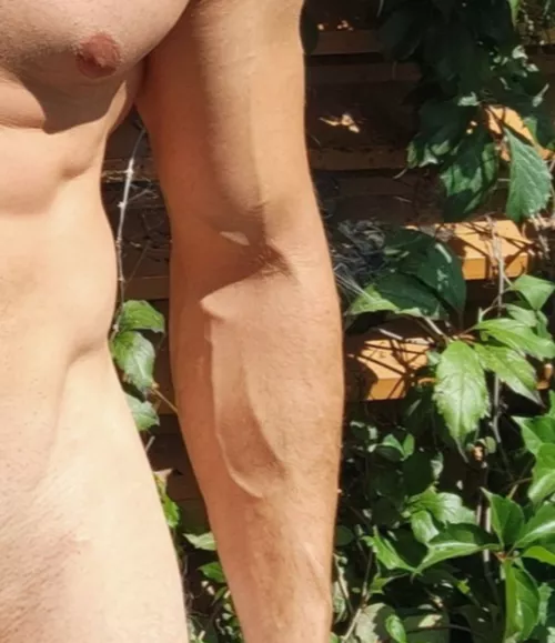 Cum enjoy the sun with me 😉
