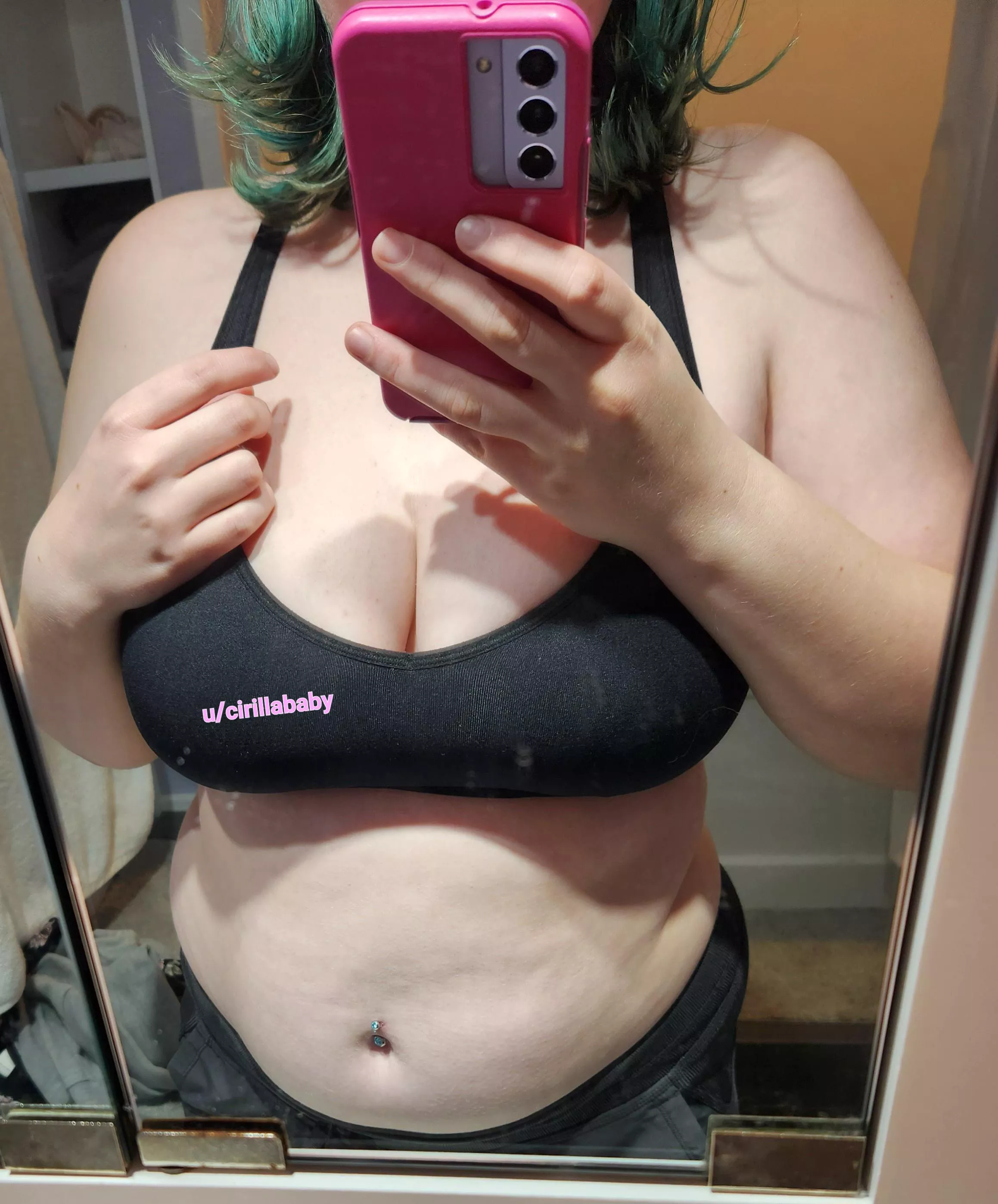 Do you like my belly sticking out