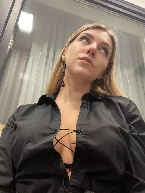 [domme] You don't deserve my attention, worm!