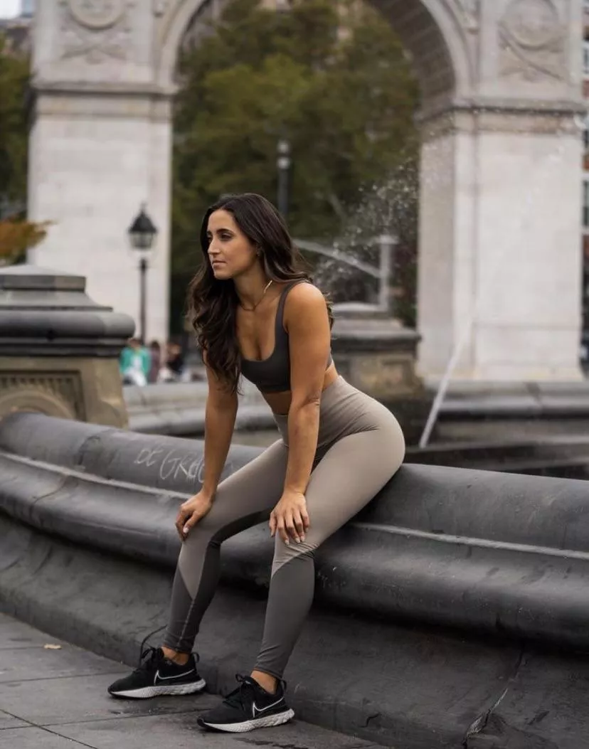 Dr. Julia Morgan 🔥