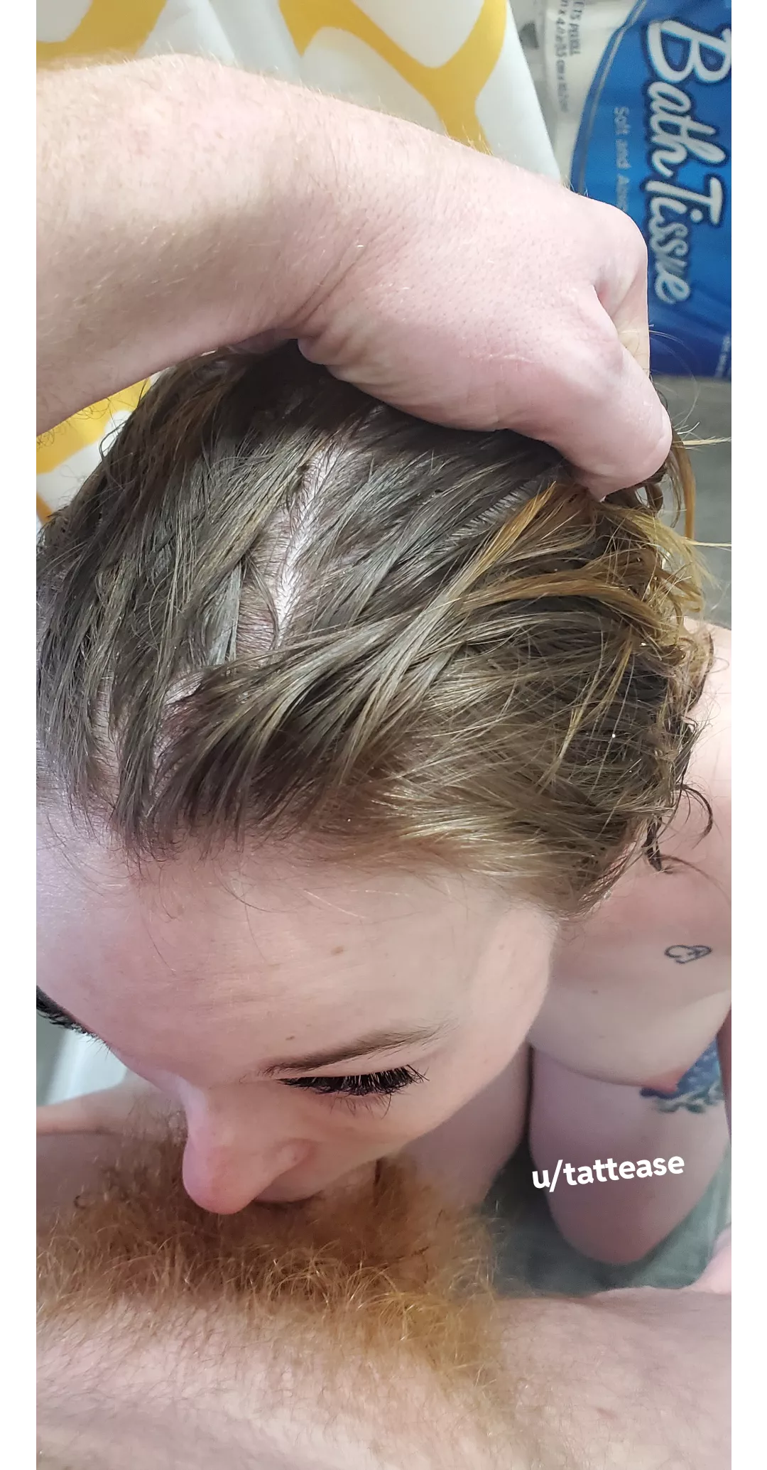 [F] he's got me by the hair