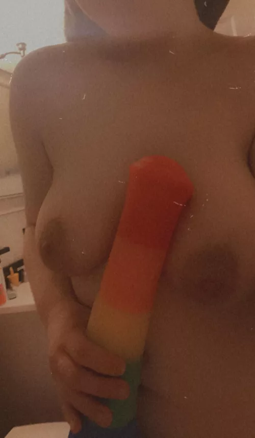 First Large BD added to my stable, large vector in Full Spectrum ☺️ can’t wait to see what colors I can get to