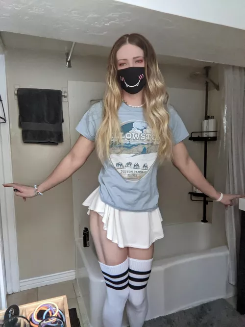 FREE FEMBOY HUGS! 🤗