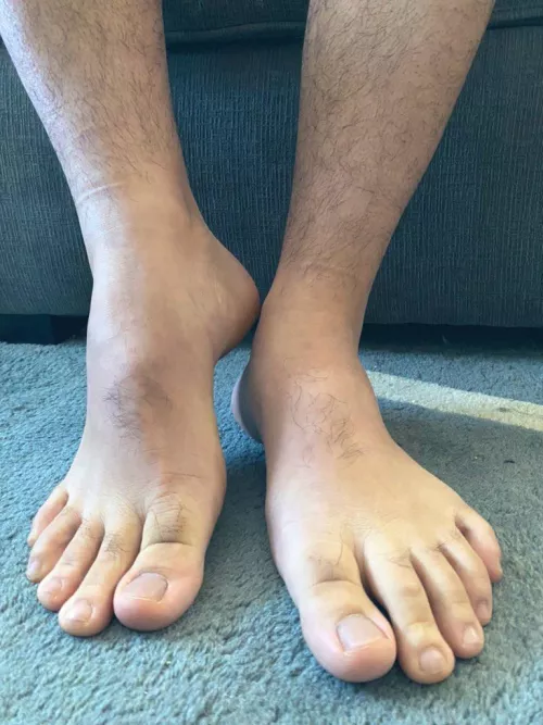 Get to licking boys.. these feet aren’t gonna lick themselves 💦🦶🏼