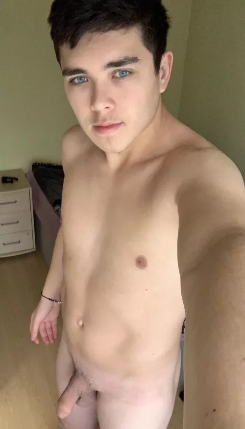 Give me pose requests!