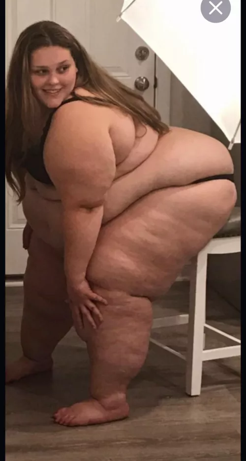 Holy Moly! Who is this goddess?