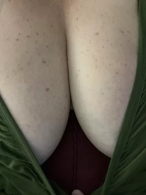 I maybe a little drunk, but I am very horny😘