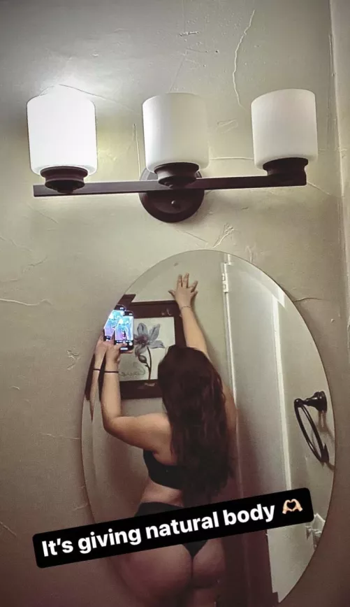 If you wanna see my teenage 18 year old get fucked by bbc I’m selling content too so don’t miss out 😊