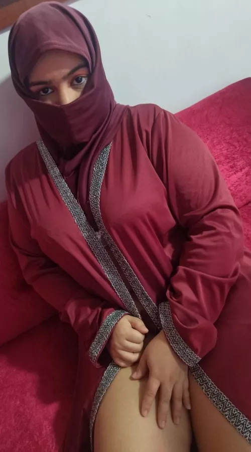 I'm feeling naughty ready for tonight 💦 [f]32. Doing something special