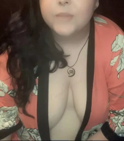 It’s too cold to go out today. Let’s just stay in 🌬️