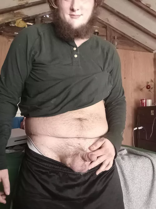 Just a chubby dude posting my body