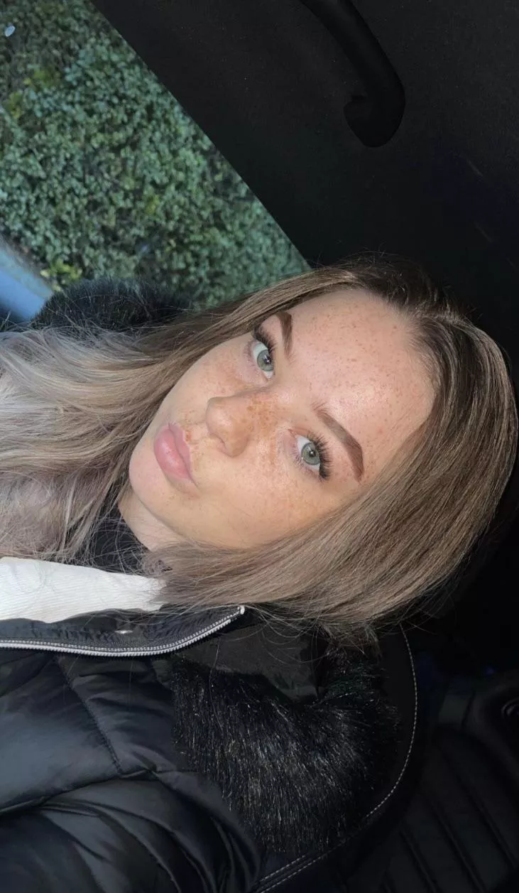 Just a pretty face ;)