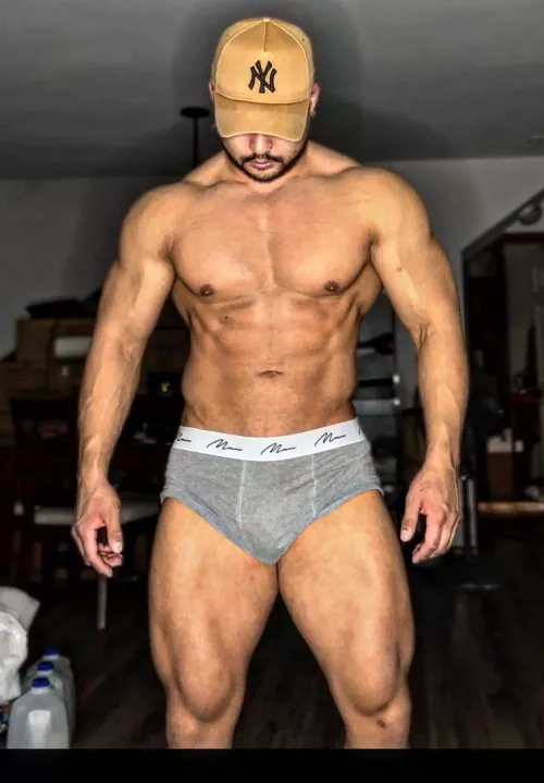 Just looking at my bulge