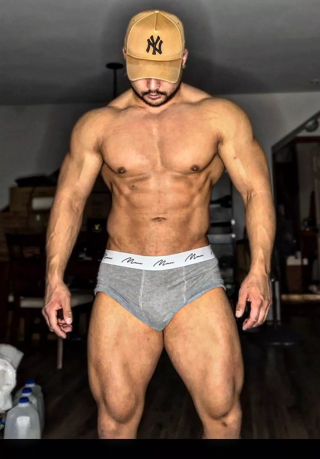 Just looking at my bulge