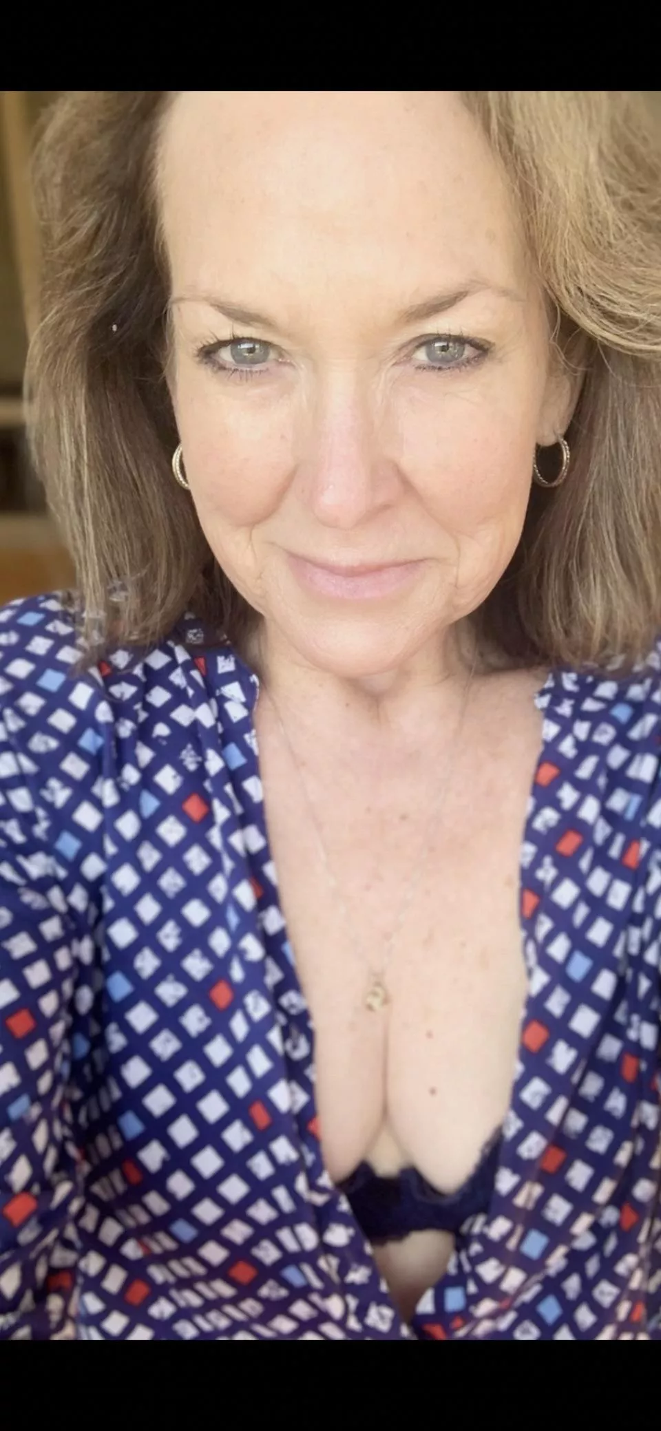 Looking for trade or tribute for sexy gym grannie