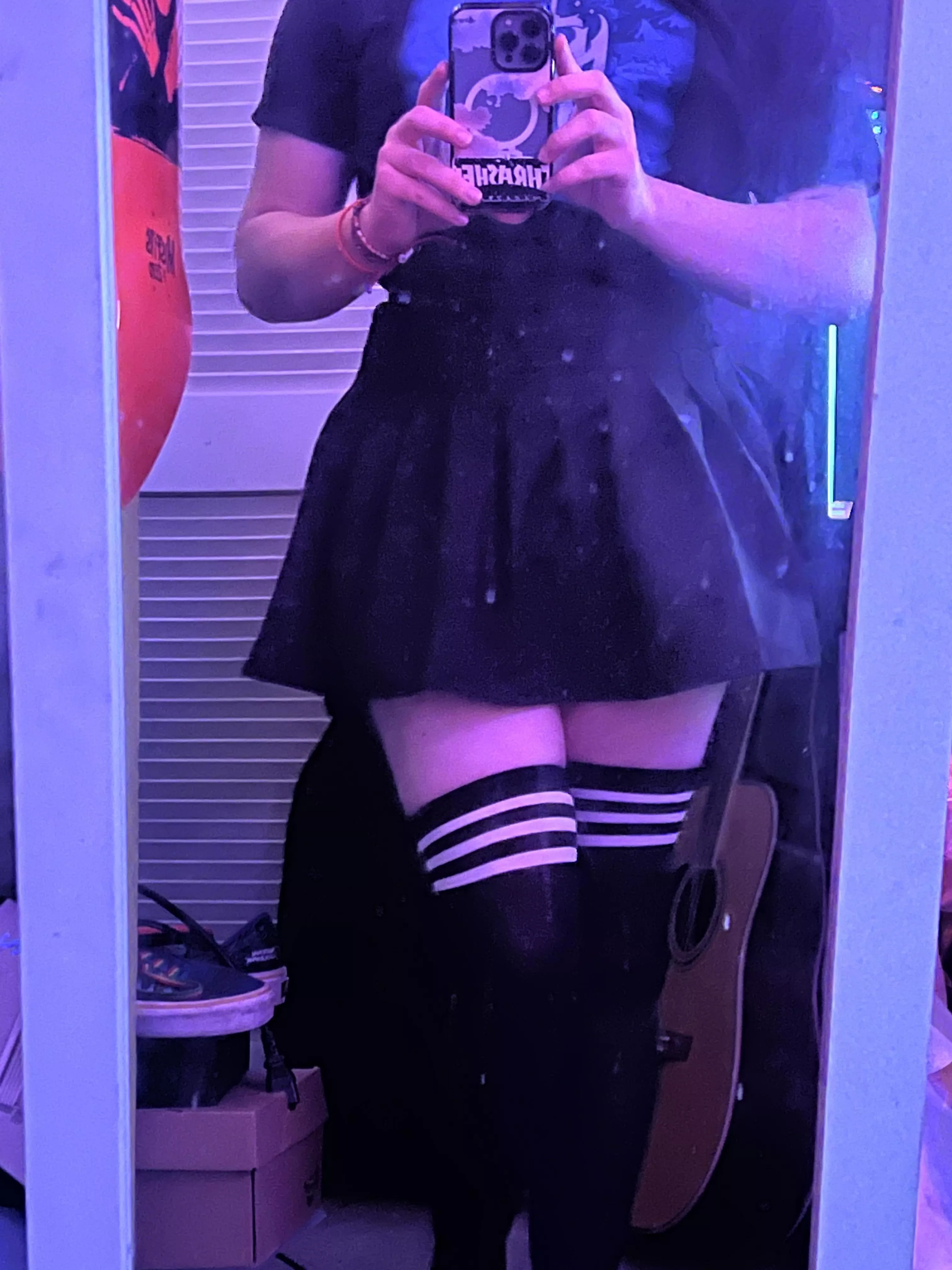 Man I love this skirt💕