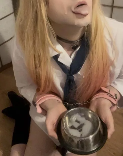 My bowls nearly empty😖💕